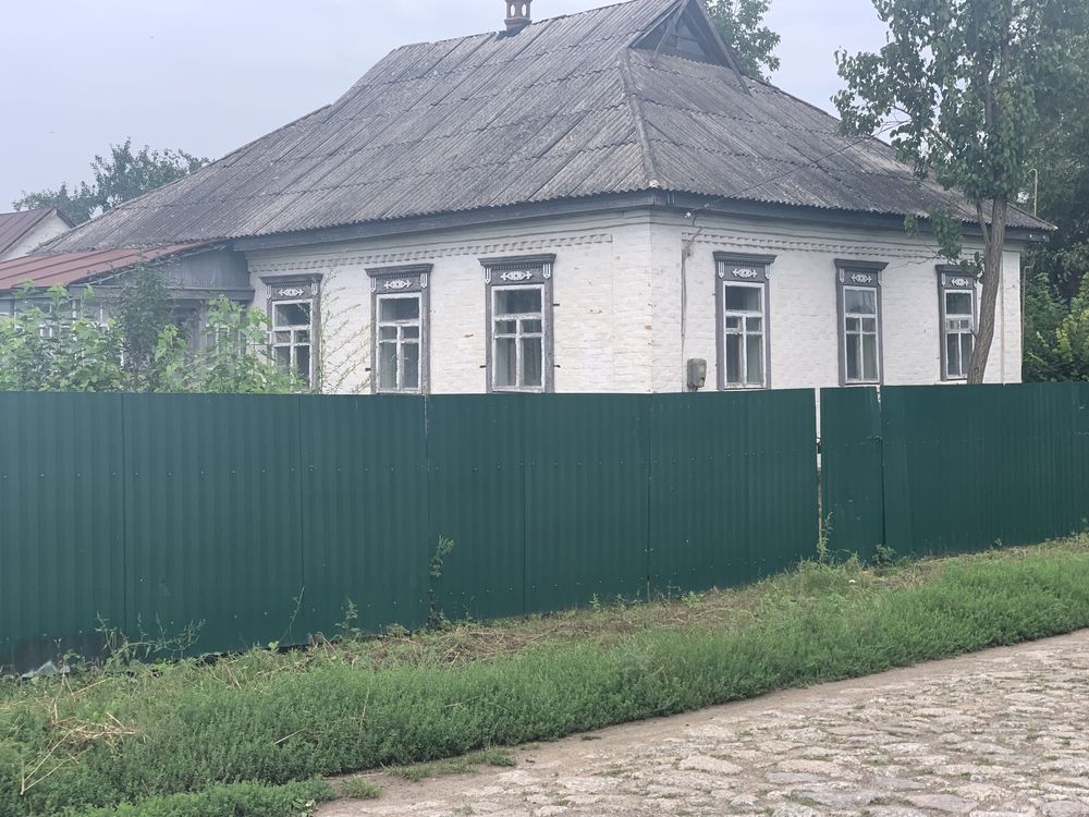 Дім в селі Матусів