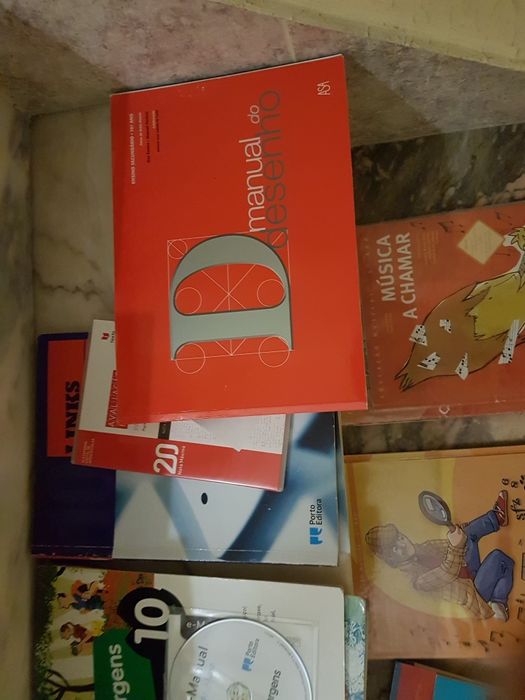 Manuais escolares