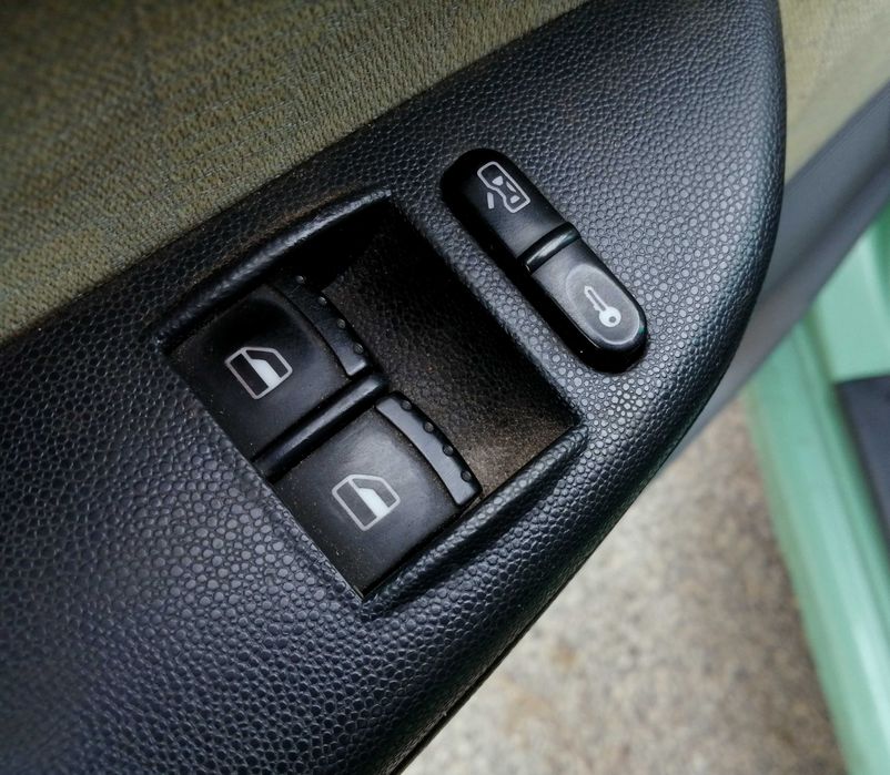 Skoda Fabia 1,4 LIFT 75KM INSTALACJA GAZ Długie Opłaty CD/Mp3 SALON PL