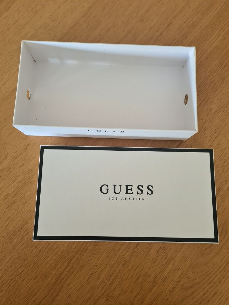 Caixa da Guess (de carteira)