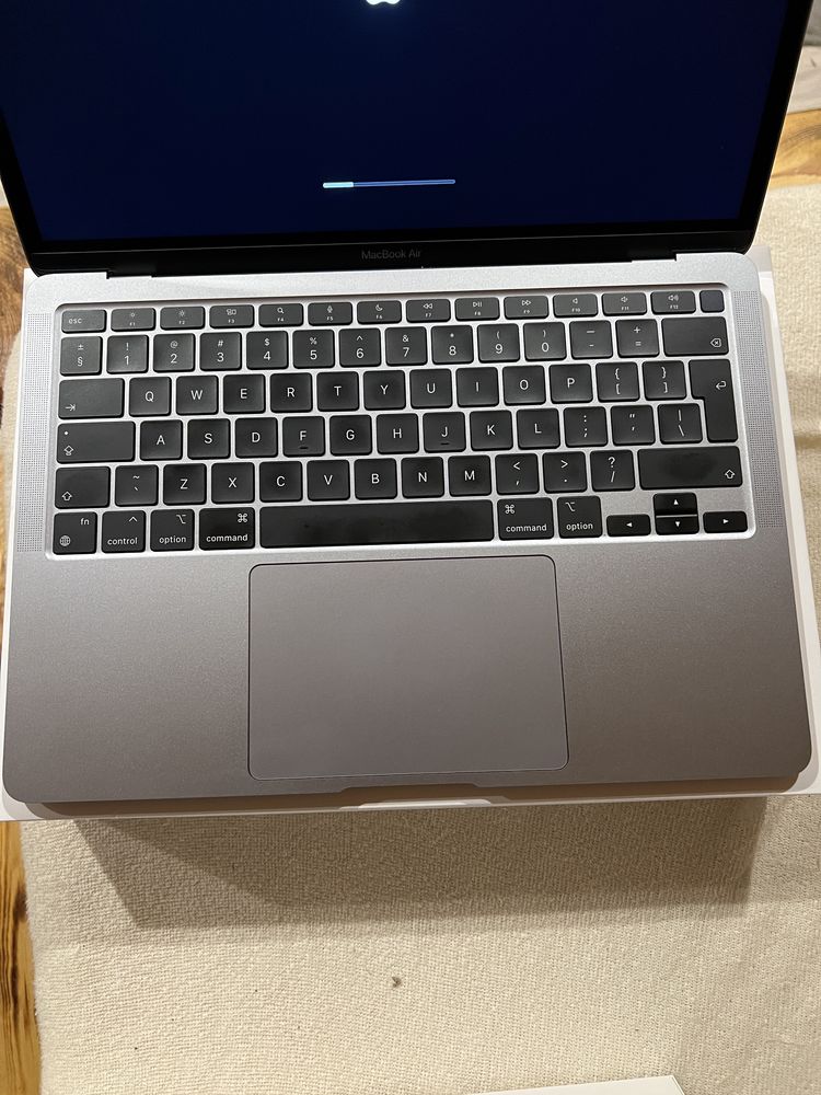 Macbook apple a2337 stan idealny