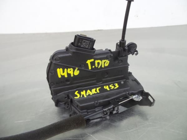 Fechadura / fecho porta trás direito SMART ForFour (453)