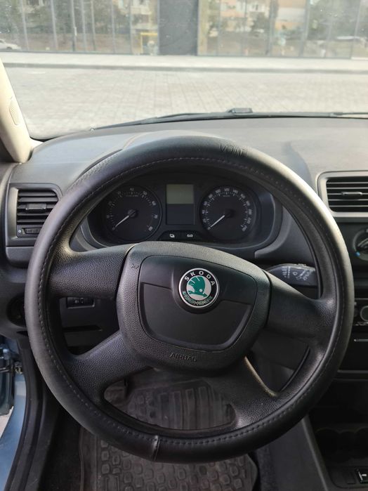 Оренда Авто Шкода Фабія 1.4 Дніпро