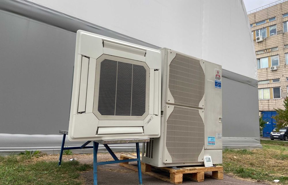 Кондиционер кассетный инверторный Mitsubishi 100 (до 100м2) гарантия