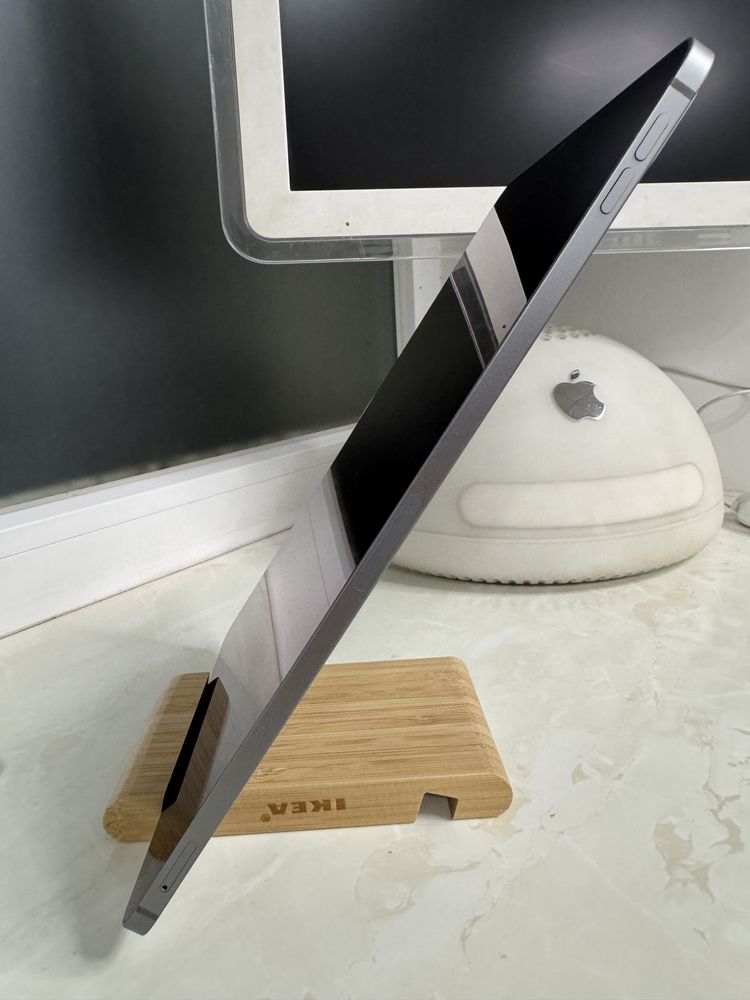 iPad Pro 11 4Gen 2022 M2 1Tb Space Gray WiFi+LTE Стан ідеал, 100% АКБ!