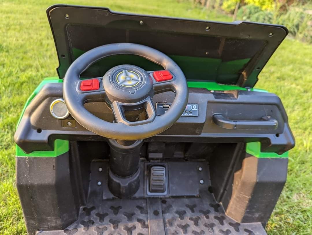 Pojazd farmer truck akumulator