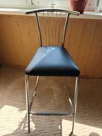 барный стул (барное кресло)