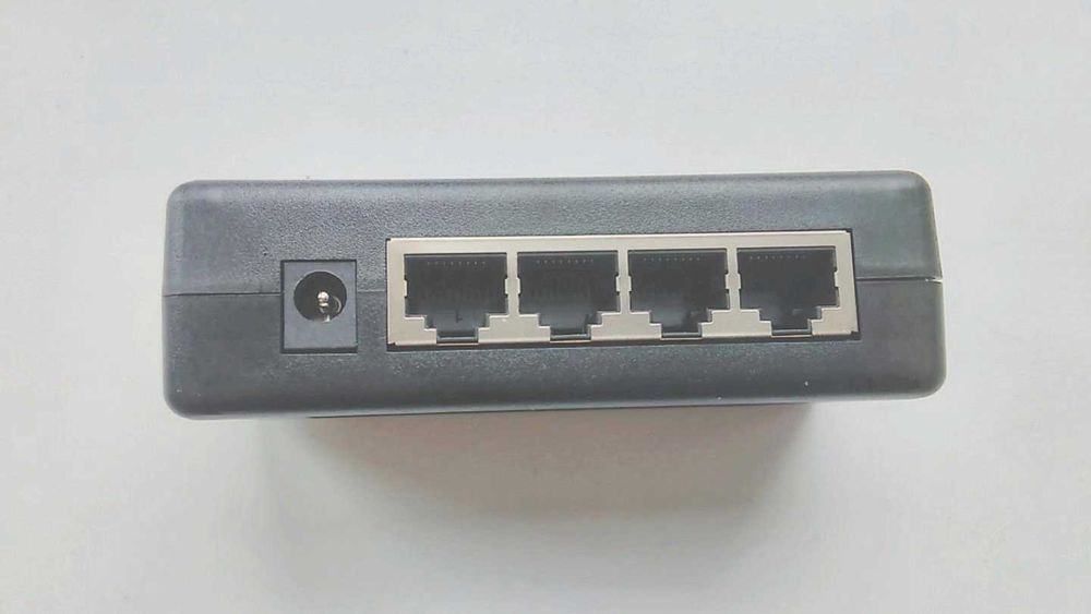 4-портовый POE(ПОЕ)-инжектор на 12-24-48В для IP-камер/Точек Доступа