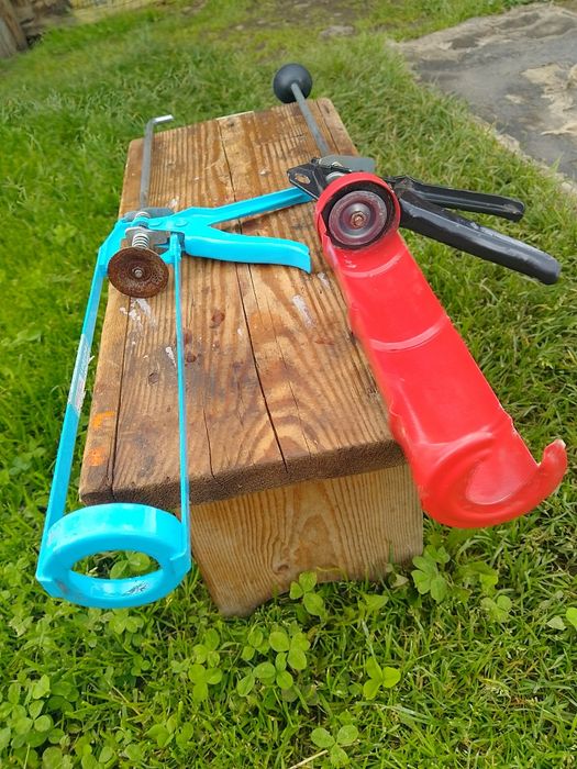 Пистолет (полузакритый-1шт,скелетообразный-1шт)для силикона,герметика.