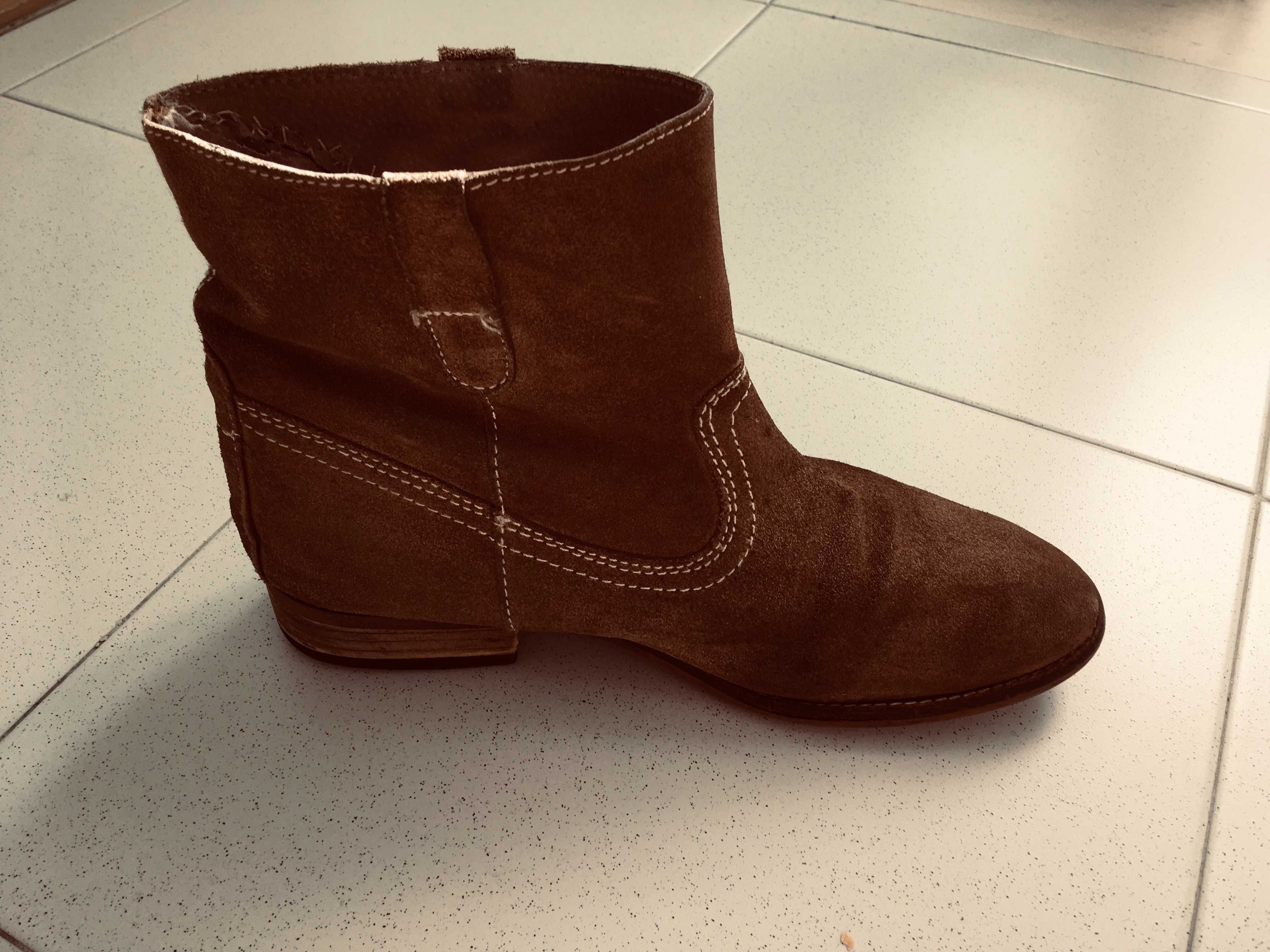 Botas Senhora em pele (Botim curto)