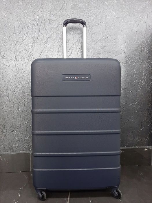 Nowa ORYGINALNA walizka podróżna Tommy Hilfiger DUŻA certyfikowana TH