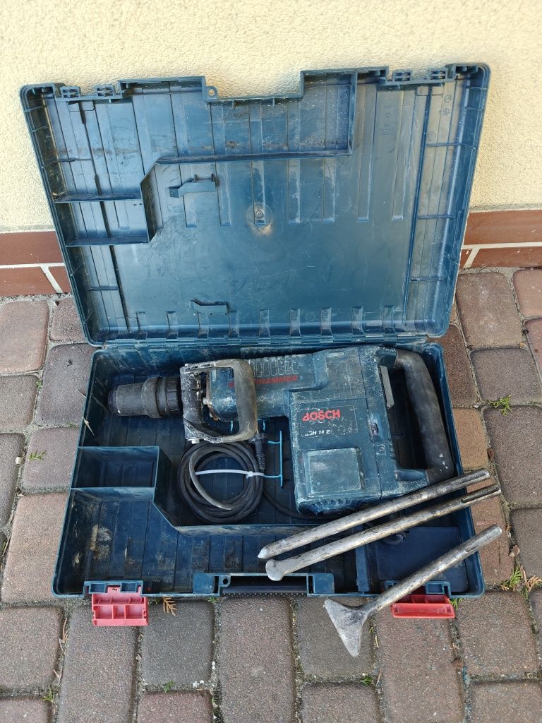 Młot Bosch GSH 11E Professional