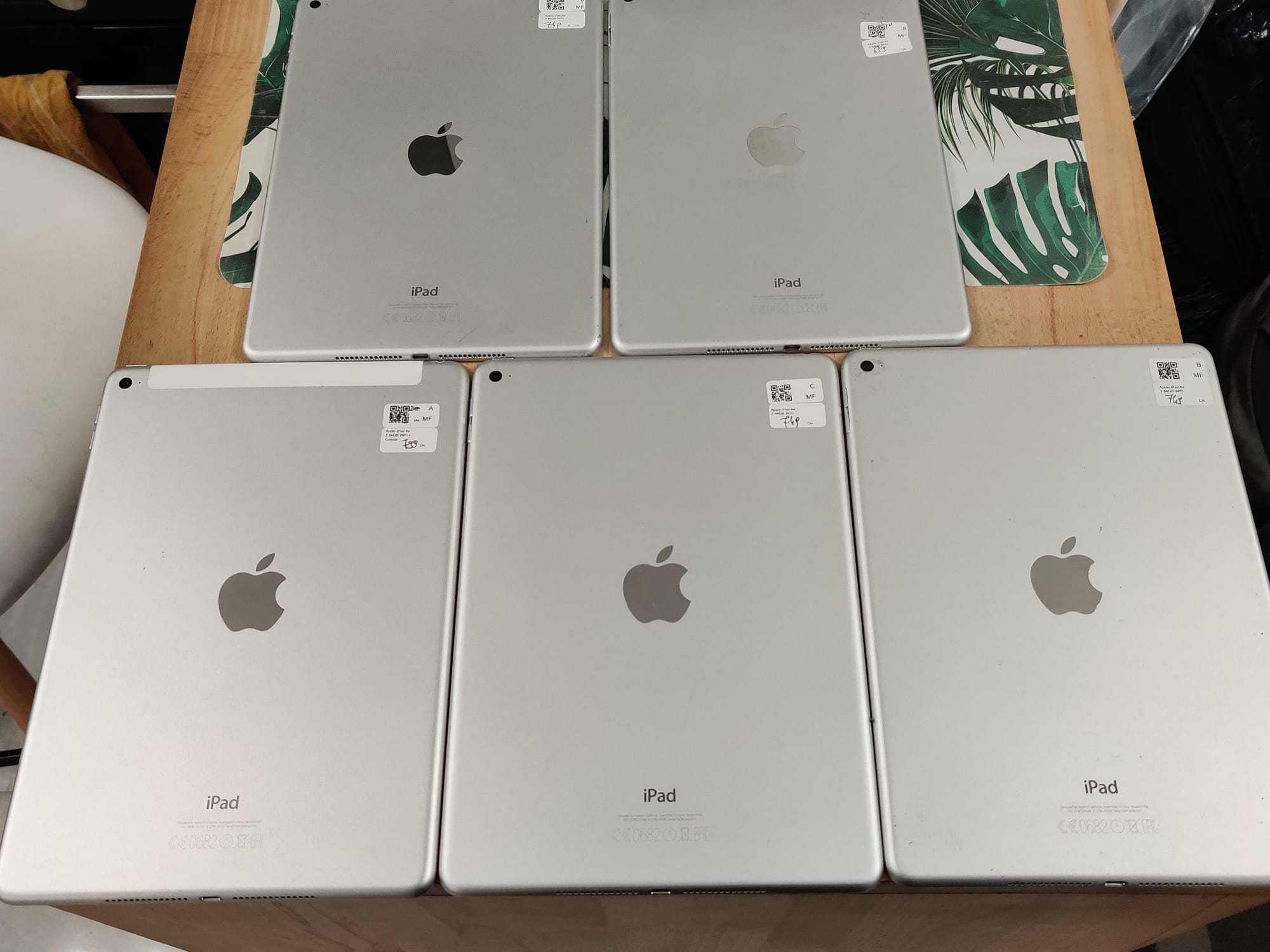 Tablet Apple iPad AIR 2 64GB WIFI Space Grey Silver Biały Srebrny