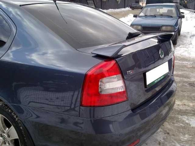 Спойлер качиний хвостик Skoda Octavia A5 RS Шкода Октавія А5 ліфтбек