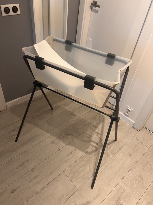 Wanienka ze stelażem / stojakiem i wkładką niemowlęcą STOKKE
