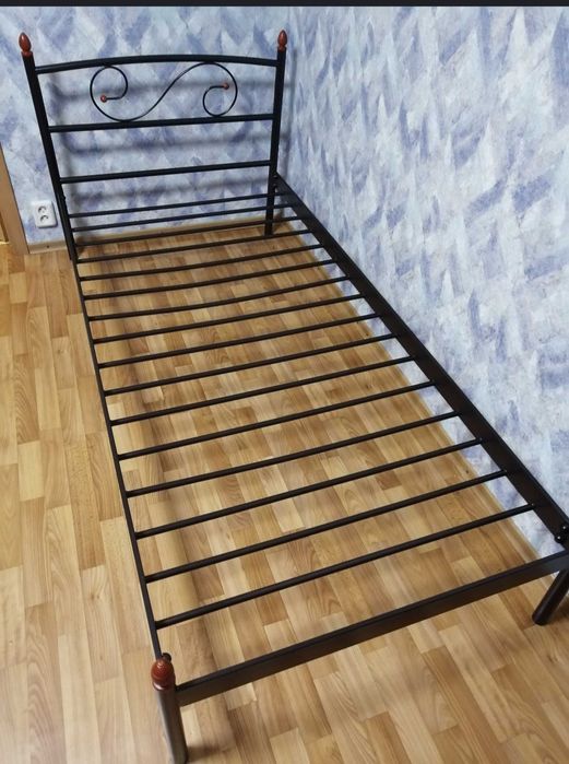 Металева кровать 90×200