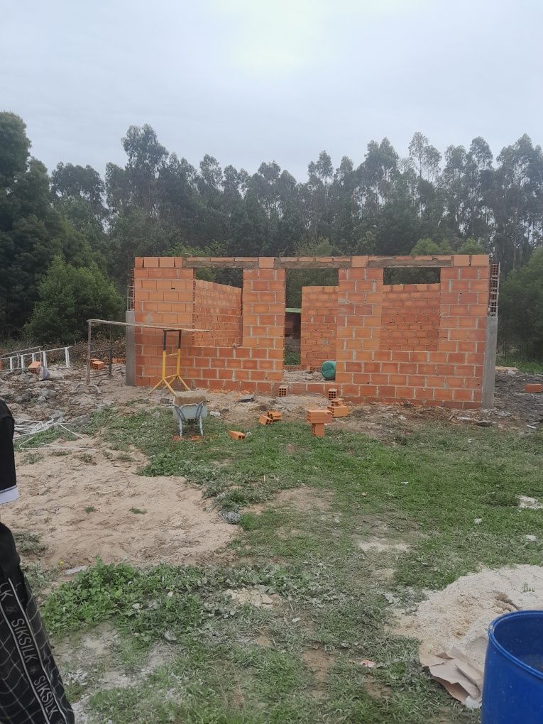 Faço pintura e renovações