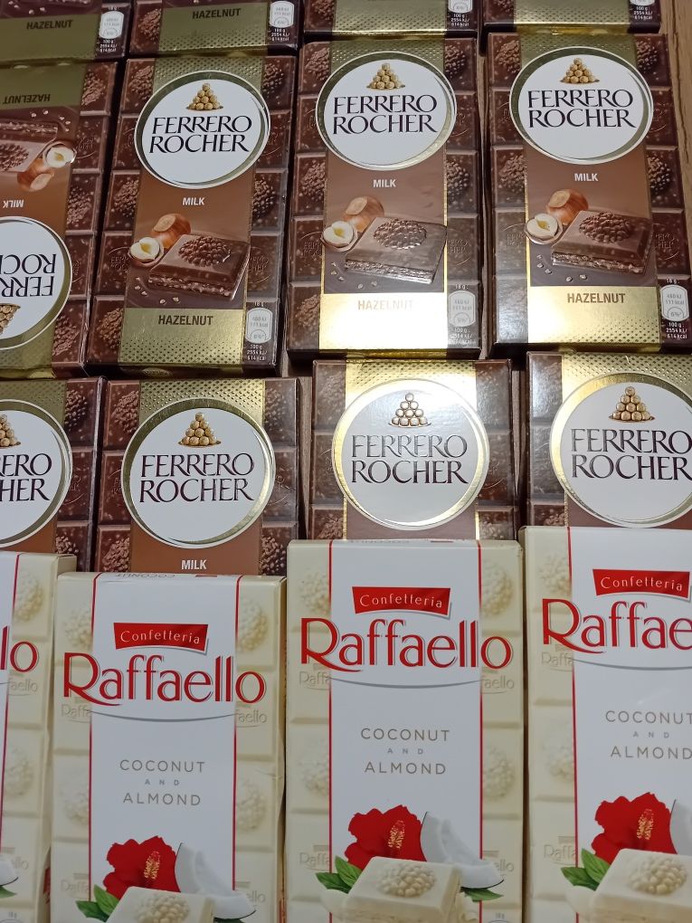 Czekolada ferrero i rafaello. 20 sztuk- 145 zlotych