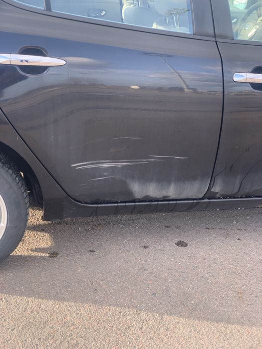 Продам nissan leaf