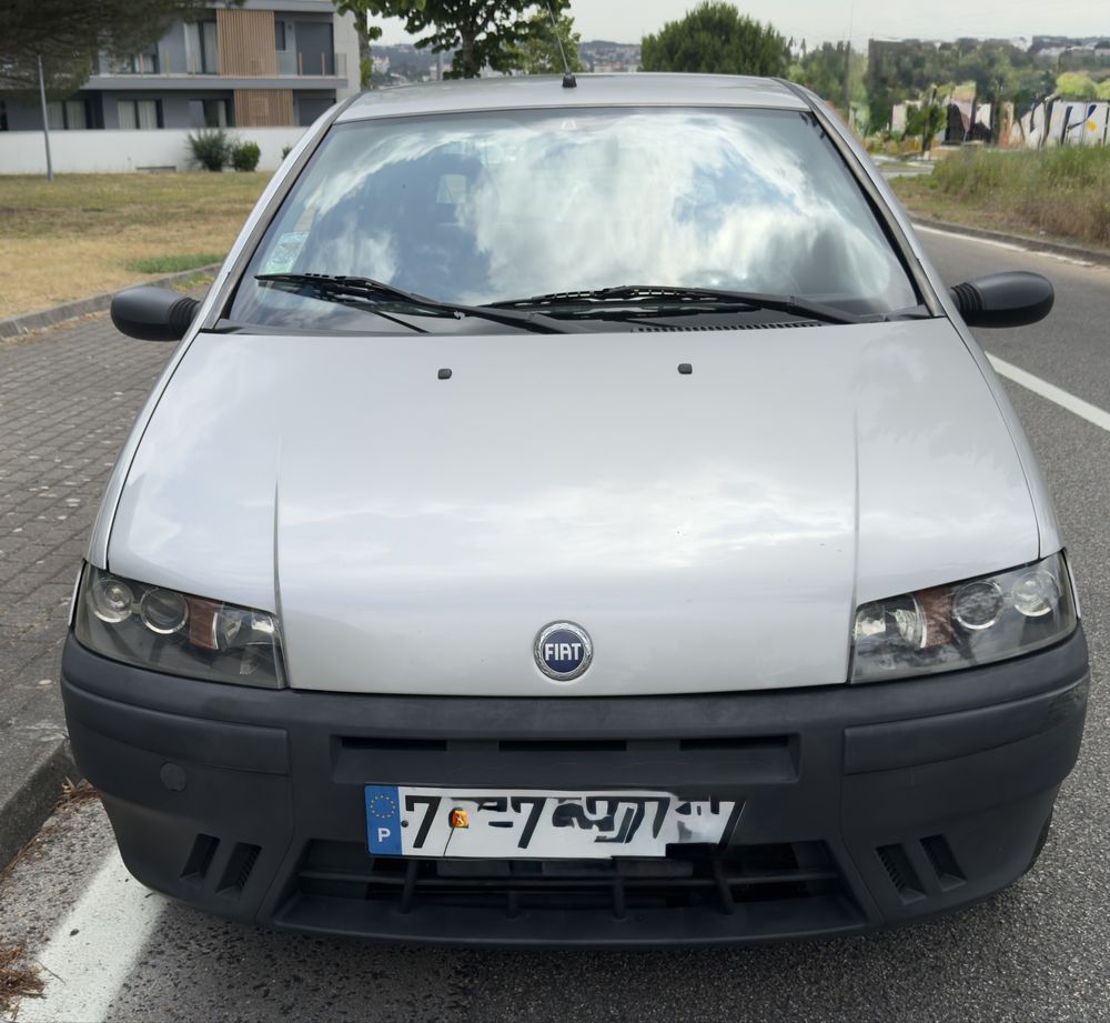 FIAT PUNTO  ano 2000