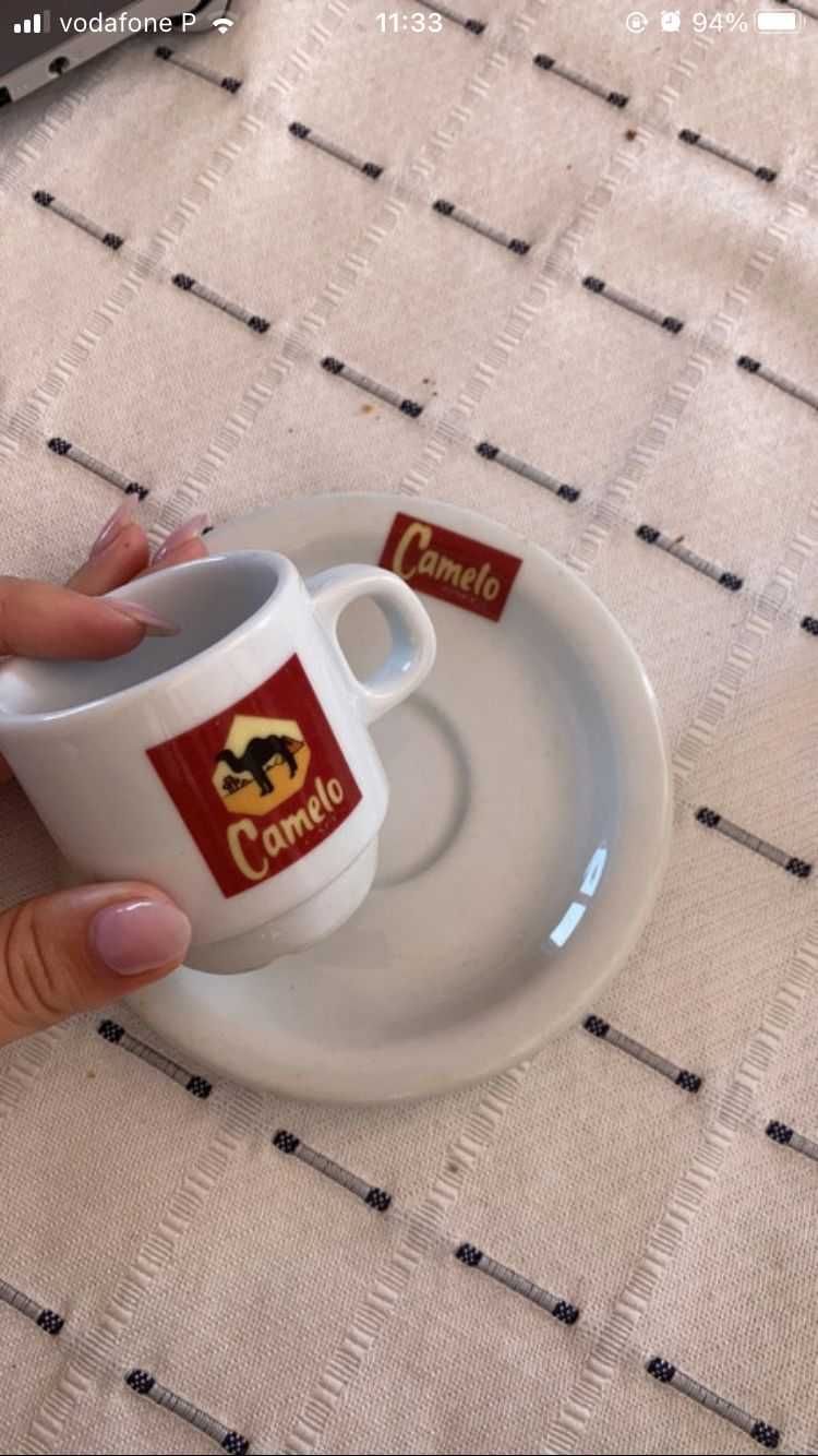 Chávenas de café Camelo de coleção