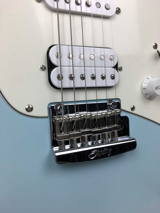 STERLING CT-50 CT50 Music Man Cutlass  CT50HSS  HSS Stratocaster