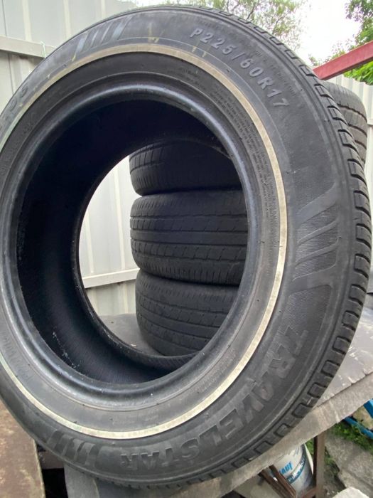 Продам гуму вживану в всесезонна 225/60r17