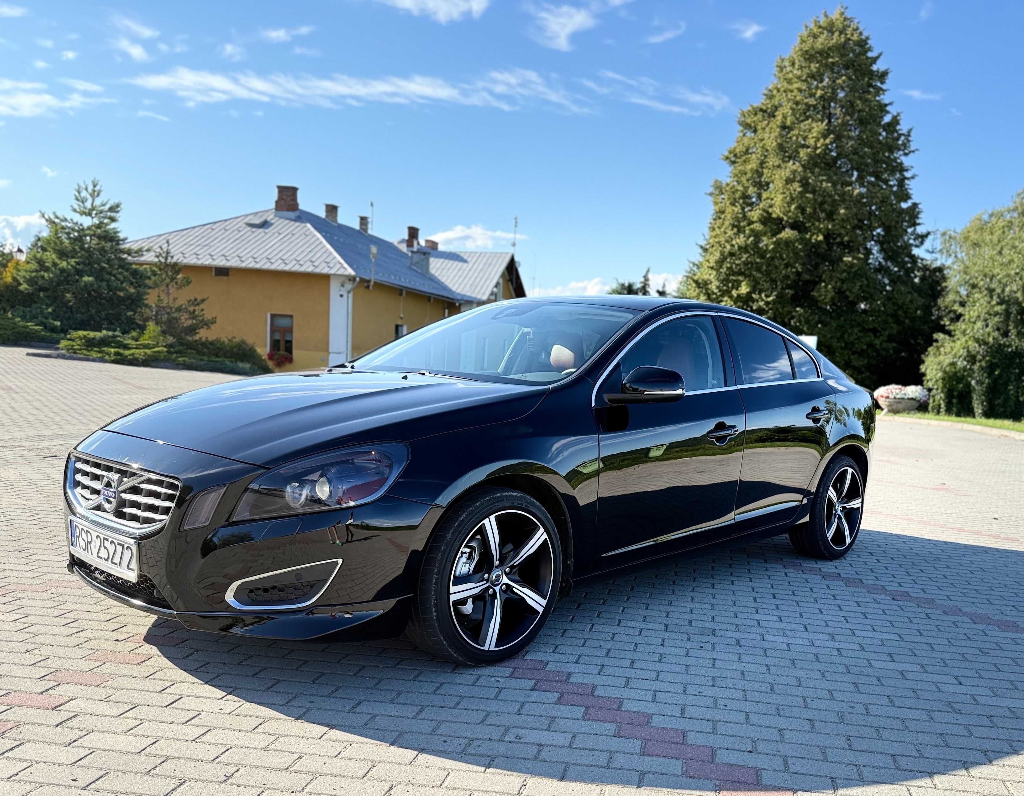 Sprzedam zadbane Volvo S60 T5 o mocy 254 KM 2013r. Automat