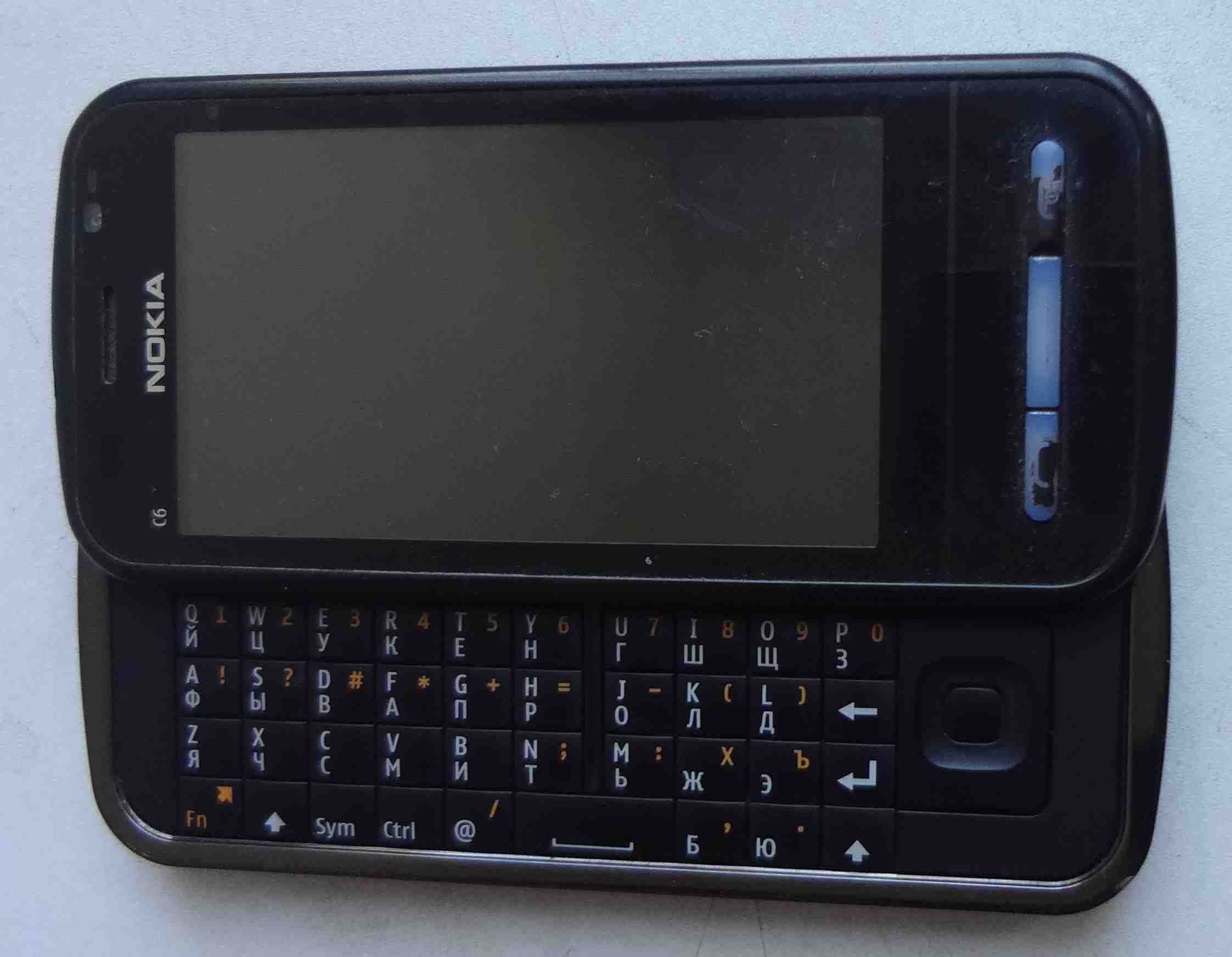 Смартфон Nokia C6-00, рабочий