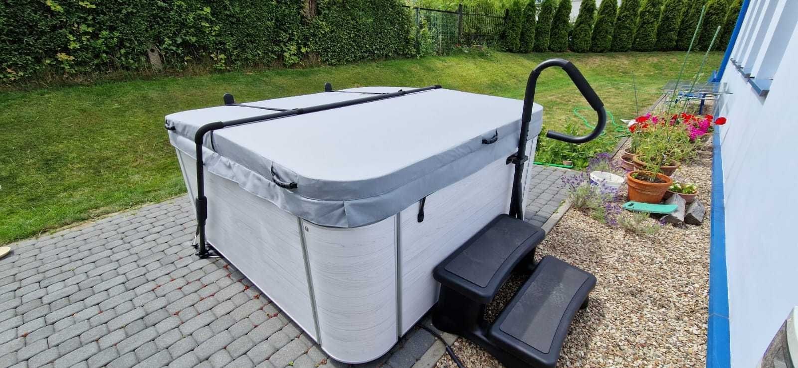 Wanna Jacuzzi Viskan BJORKO – Luksusowy hydromasaż dla 7 osób, 49 dysz