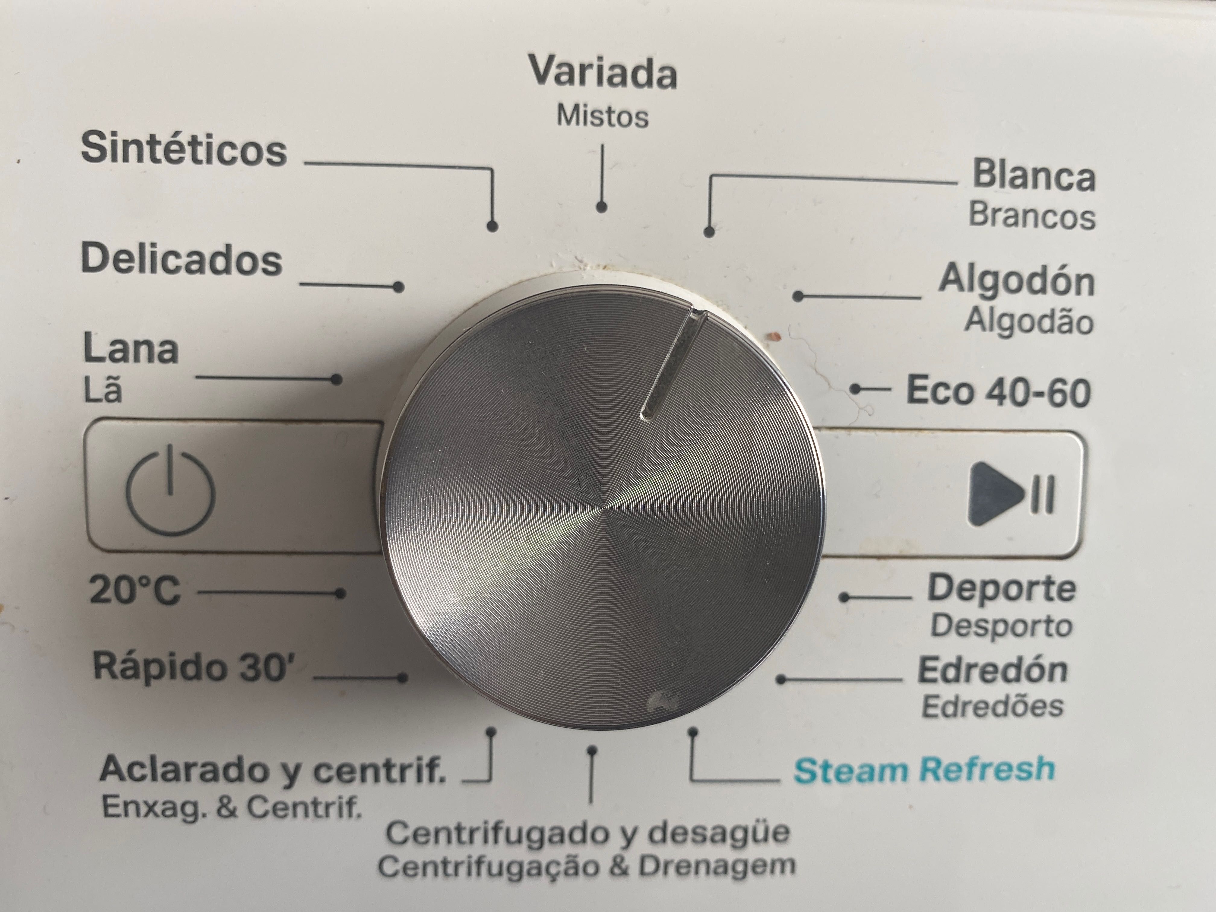 Vendo Máquina de Lavar roupas Whirlpool 10Kg