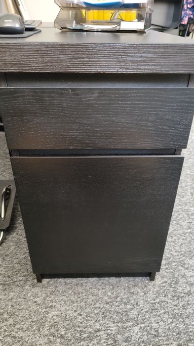Biurko Ikea malm czarnobrązowe 140x65