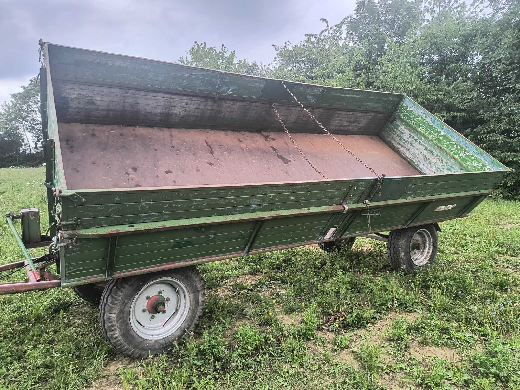 Przyczepa wywrotka 6 t rolnicza