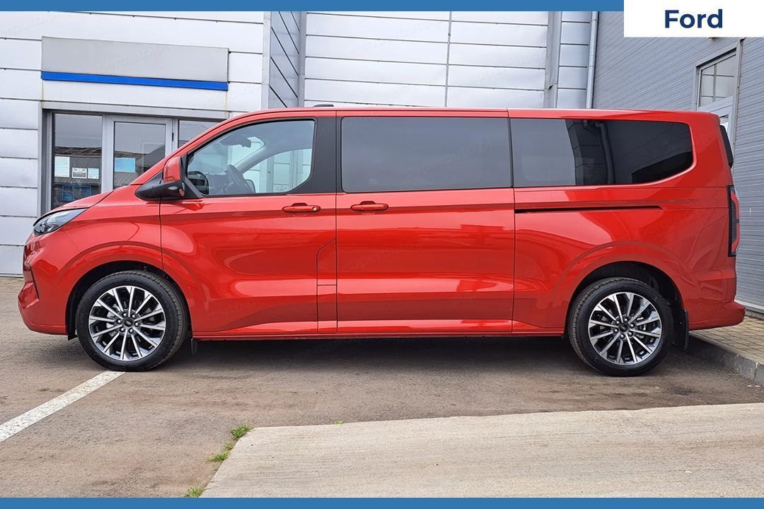 Ford Tourneo Custom 340 L2H1 Titanium X PHEV CVT 2.5 232KM Audio B&O !! Hak !! Matrix LED!
