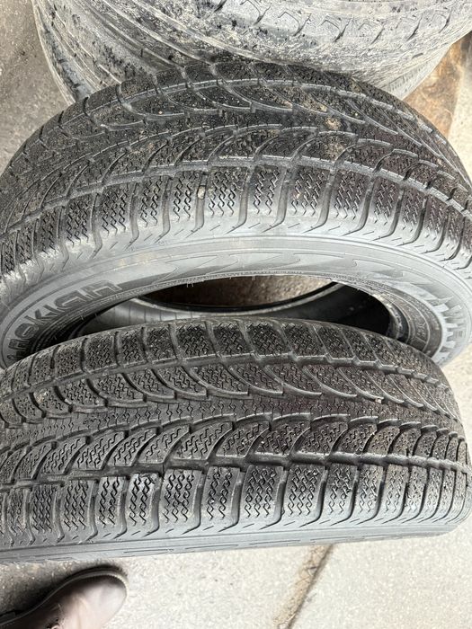 Nokian 225*60 r 17  комплект, 4 шт.