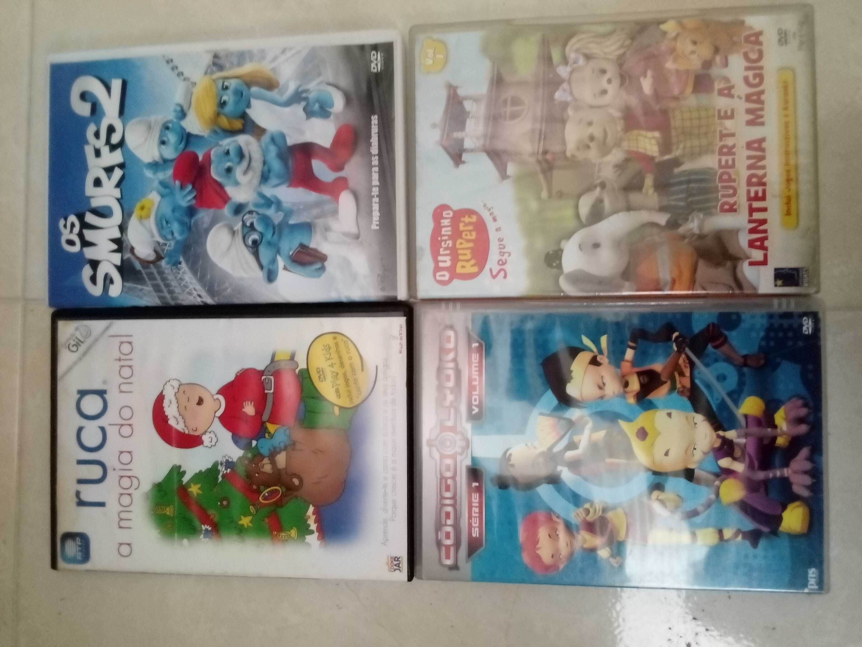 varias cassetes musica concertinas e acordeão e cd´s