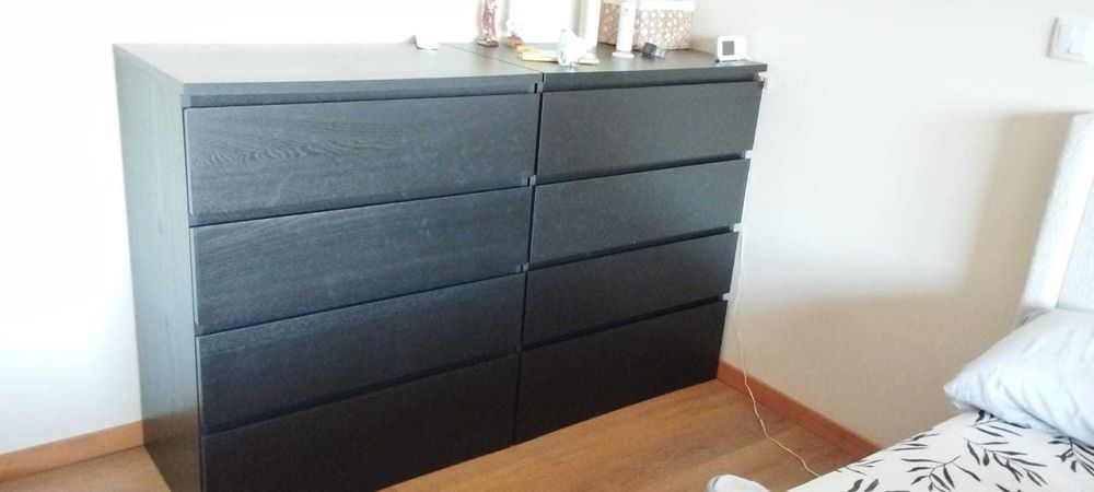 Duas cómodas MALM IKEA pretas