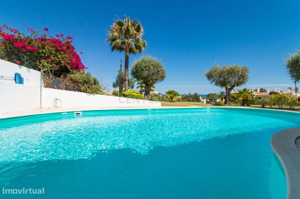 Nao Perca Esta Grande Oportunidade! Fabuloso Triplex Moderno T2+1 Com