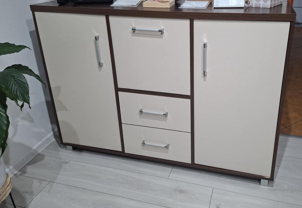 Sprzedam komodę stan bardzo dobry