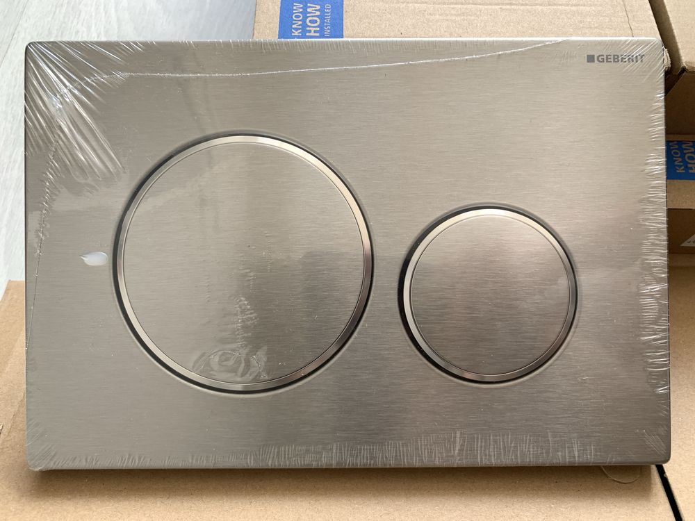 ВАУЦіни! Кнопка зливу унітазу Geberit SN1 та DW1. Лійка Hansgrohe S120