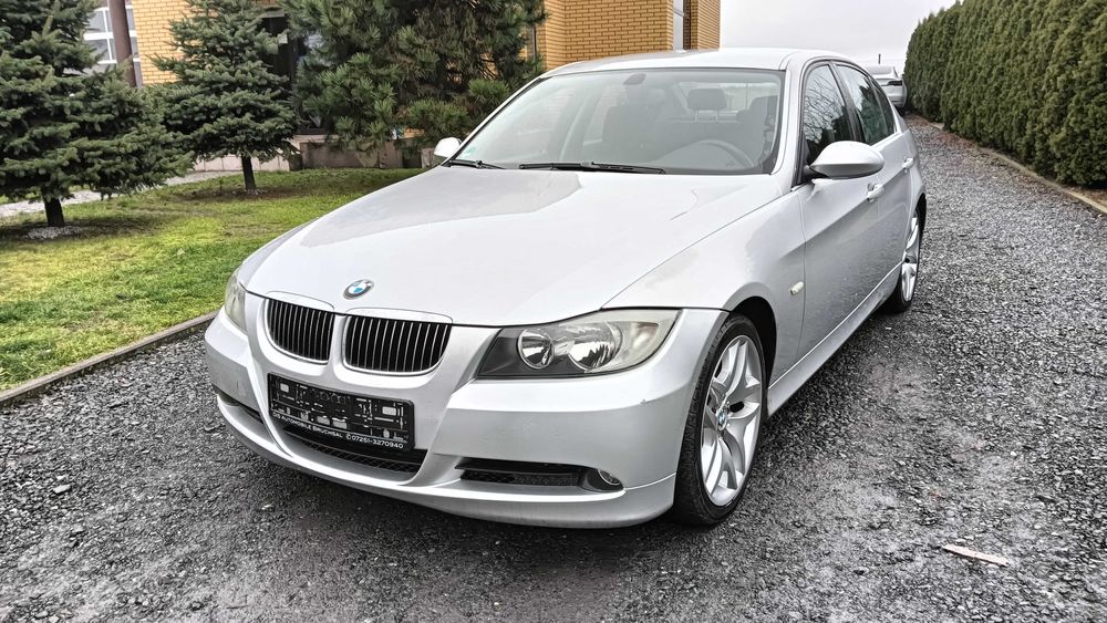 BMW E90 2,5 benzyna, automat