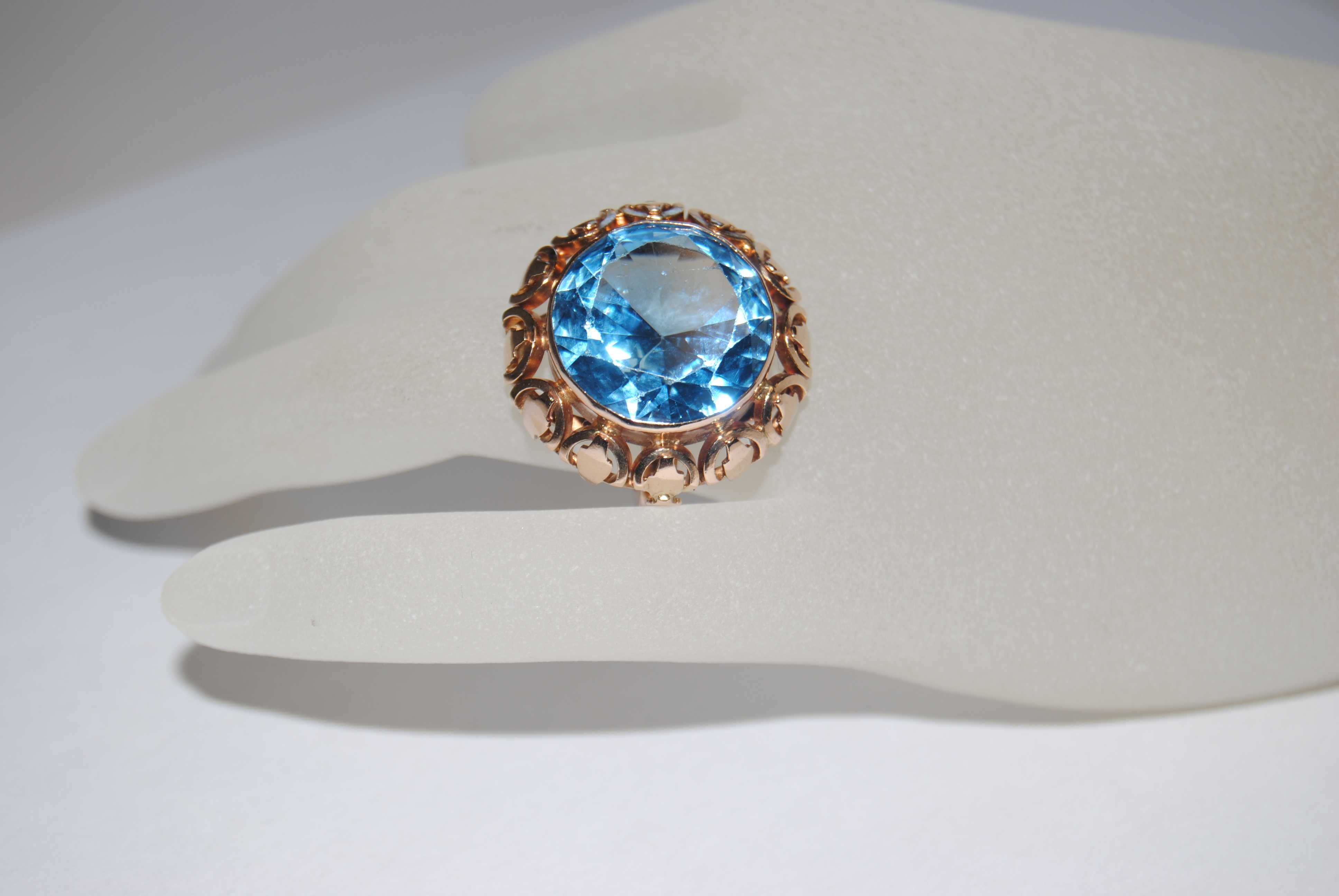 Pierścień złoty 585, z błękitnym kamieniem, Vintage
