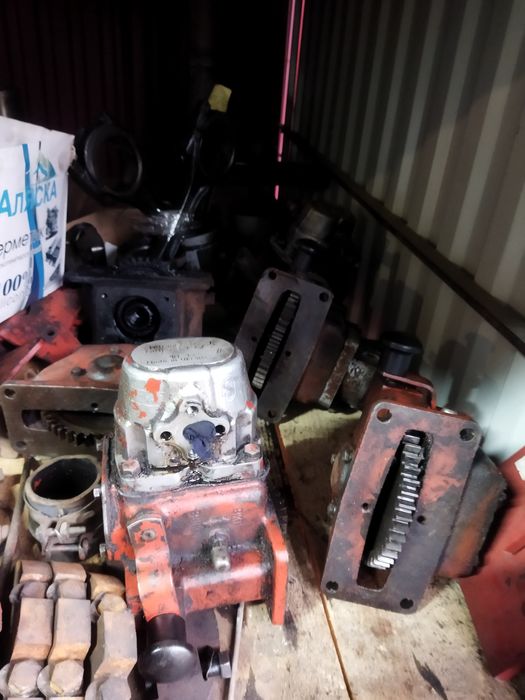 Запчастини Т25 Гідробак