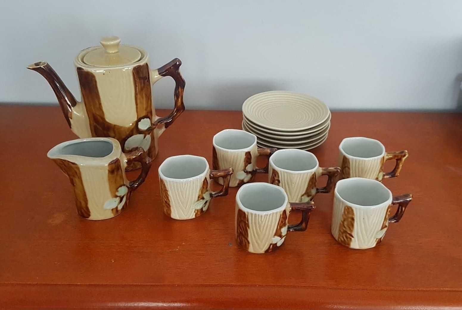 Serwis, zastawa kawowa made in DPRK D.P.R.K porcelanowy porcelana
