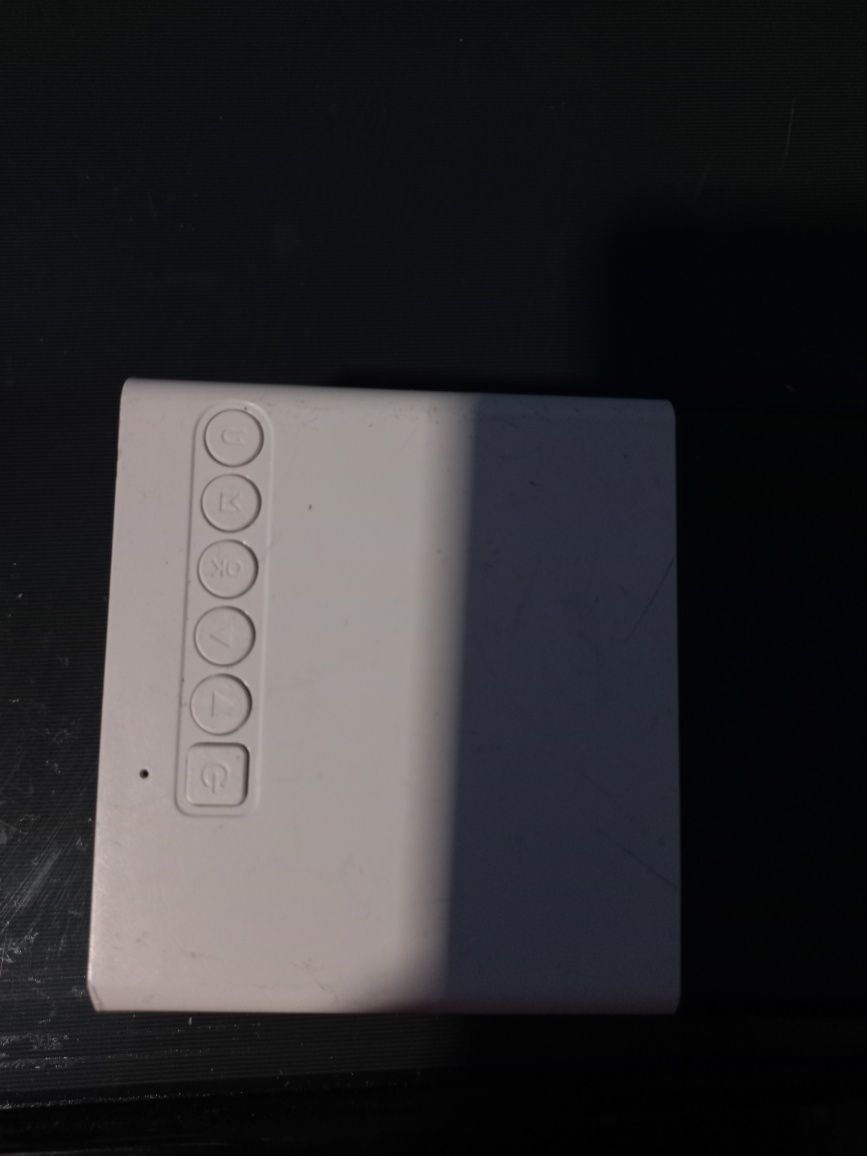 Vendi projector da para telemóvel também