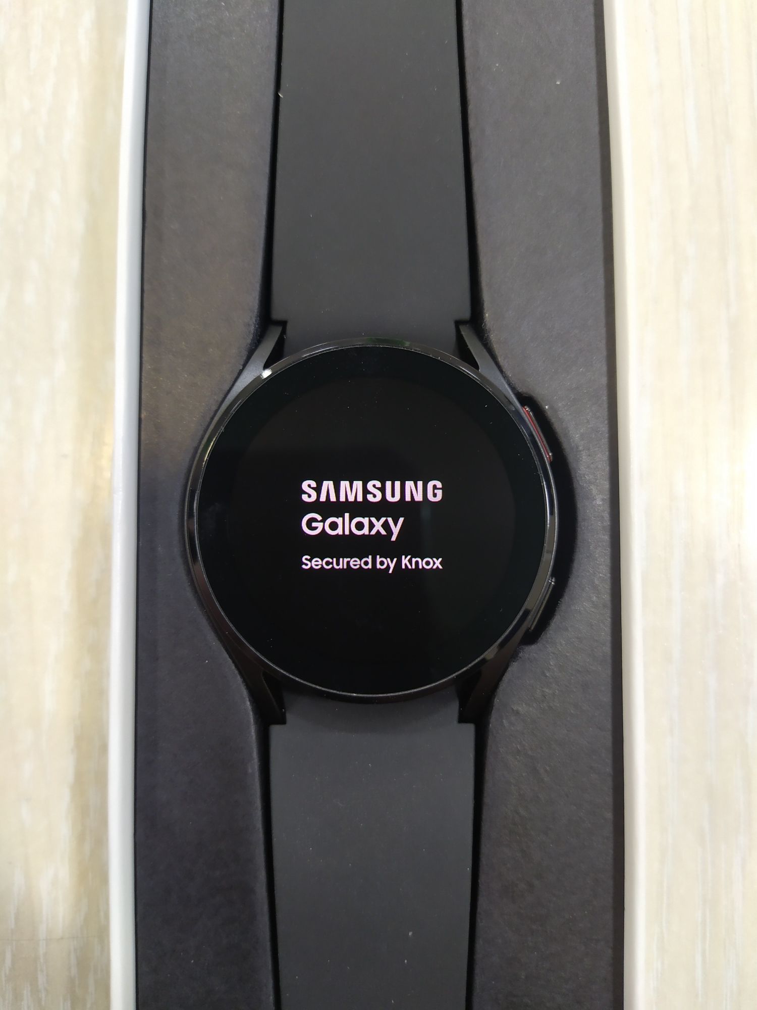 Смарт часы Samsung Galaxy Watch 4 LTE 40 mm