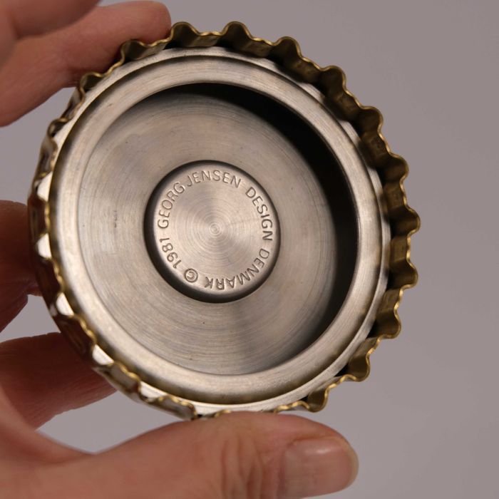 Otwieracz do butelek kapsel, Georg Jensen, Dania, lata 80.