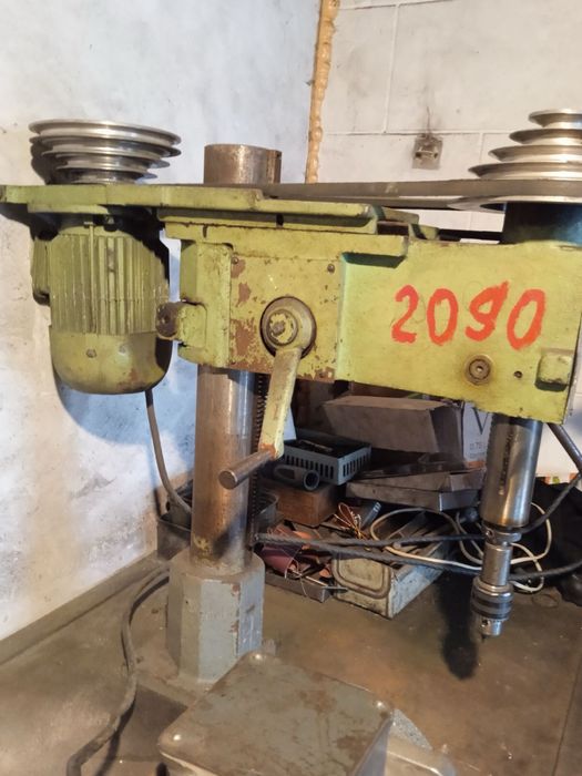 Свердлильний верстат