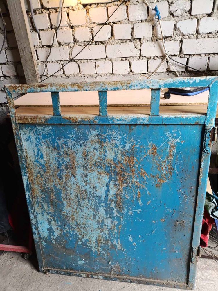 Продам Калітку металеву