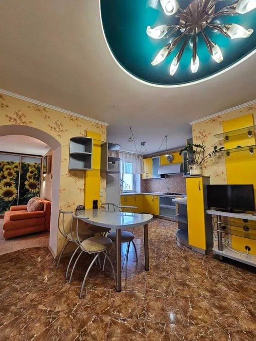 Продаж 2х ярусної квартири. Центр! 3 кім